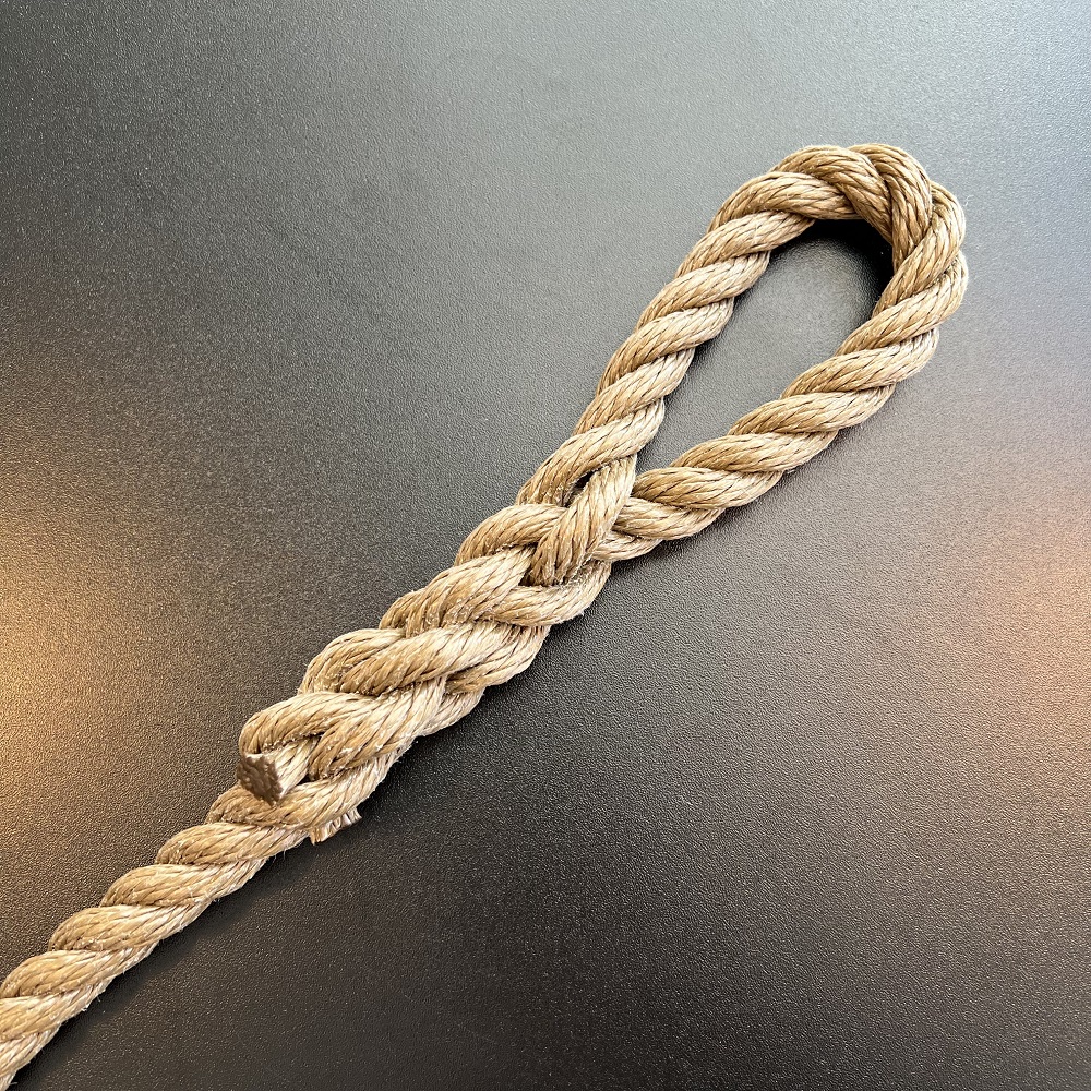 Polytex Met Lus Afgewerkt