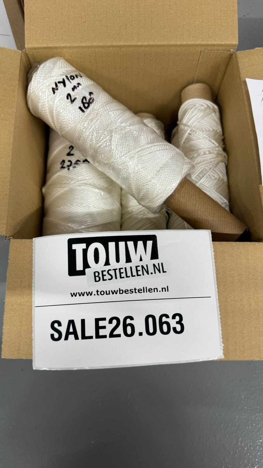 SALE-26.063 Nylon 2mm